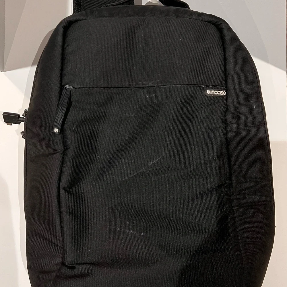 Incase Backpack for computer etc - Picture 1 of 2
